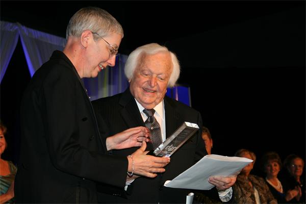 McCormick Award presented to Peggy Wenk